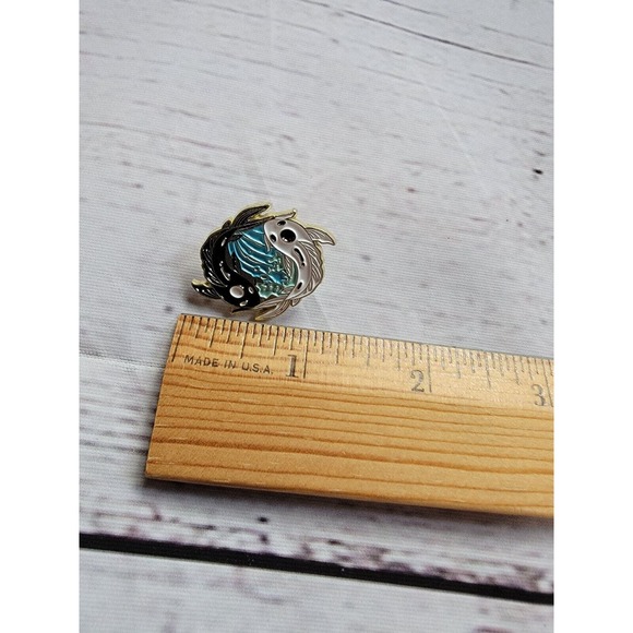 Koi Fish Yin Yang Sun Moon Stars Blue White Black Gold Tone Enamel Pin - Picture 3 of 3